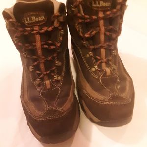 Womens hiking boots